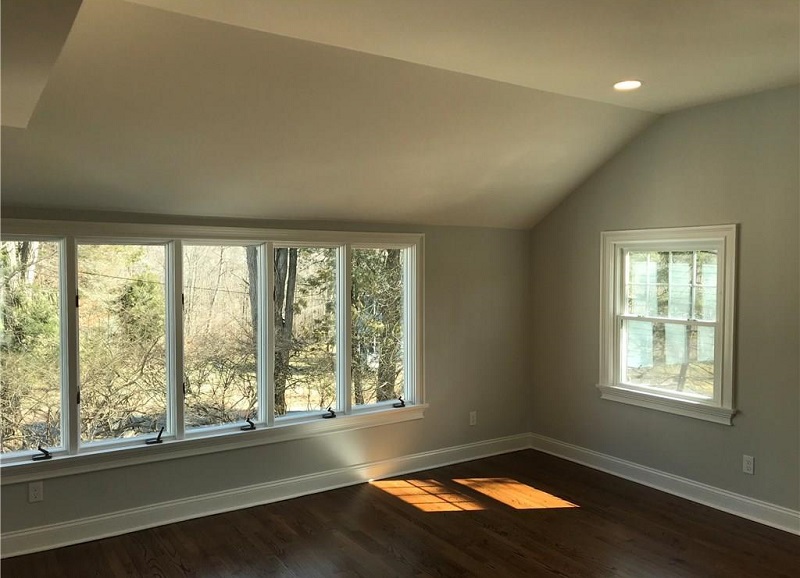 5 casement windows separated by Mullions